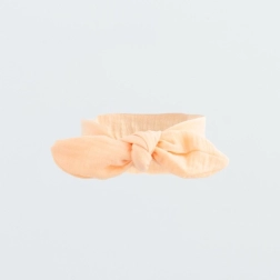 Муселинова бебешка лента за глава New Baby Leny Peach (6–9 м)