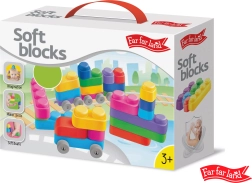 Мека конструктивна игра Far Far Land