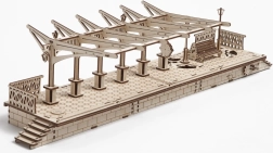 UGEARS дървен механичен 3D пъзел – гара (196 части)