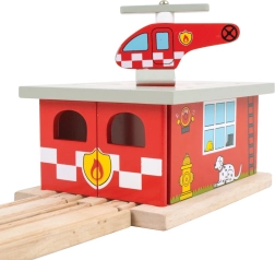 Дървена пожарна станция с хеликоптерна площадка Bigjigs Rail