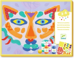 Symmetrical Painting with Animal Motifs by Djeco