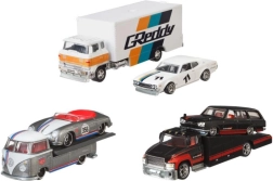 Влекач и състезателна количка Hot Wheels