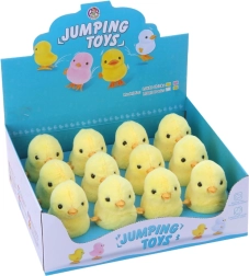 Навиващо се жълто пиленце