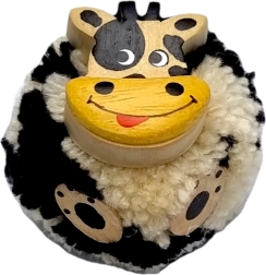 Дървена магнитна фигурка крава с помпон 2Kids Toys