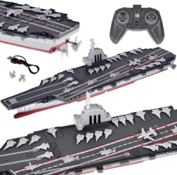 RC самолетоносач 1:1000 – дистанционно управляван модел с мини самолети