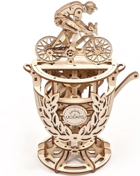 Дървен механичен 3D пъзел UGEARS Колоездач – трофей с подвижен механизъм
