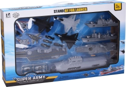 Авионосач с катапулт и подводница