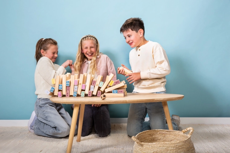 Wooden pieces for shared fun