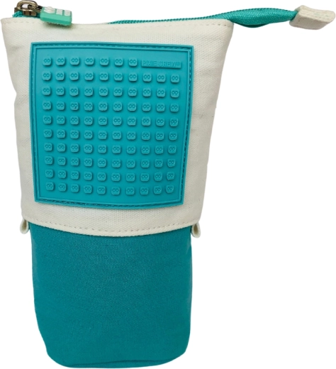 Practical zippered case
