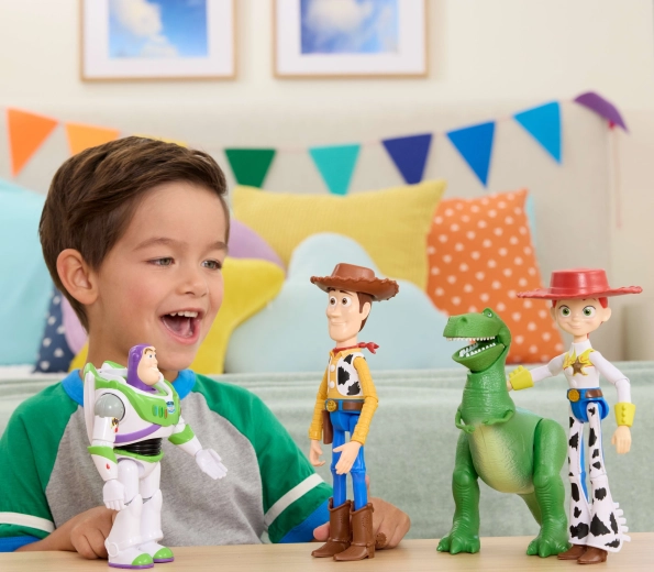 Идеална за света на Toy Story и заедно с други фигурки