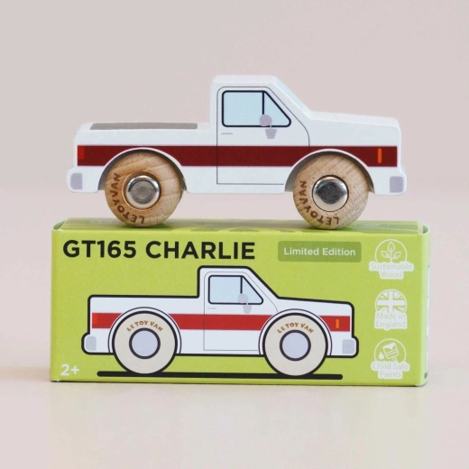 Le Toy Van Charlie wooden car