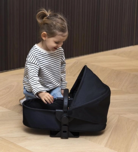 3-в-1: кош, спортно сядане и легълце