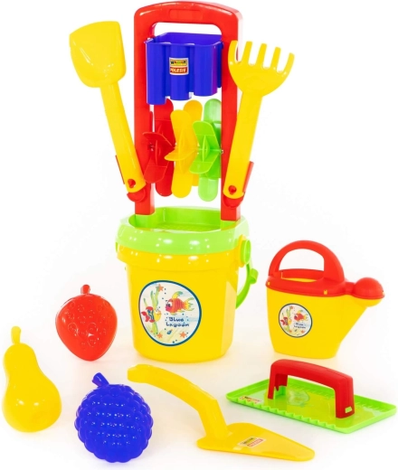 Rich accessories for creative play