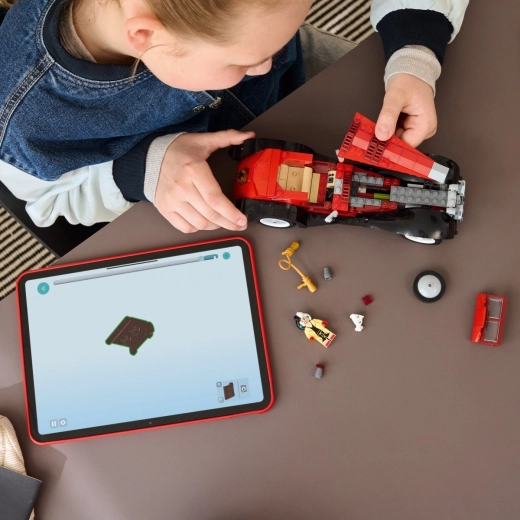 Интуитивно строене с приложението LEGO Builder