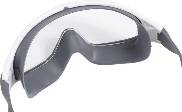 Wide-angle lenses with anti-fog protection
