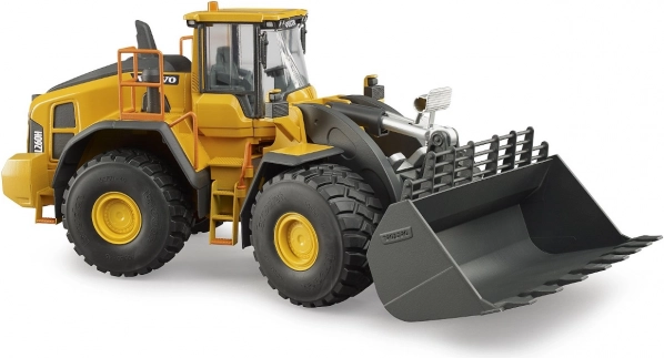 Челен товарач Volvo L260H