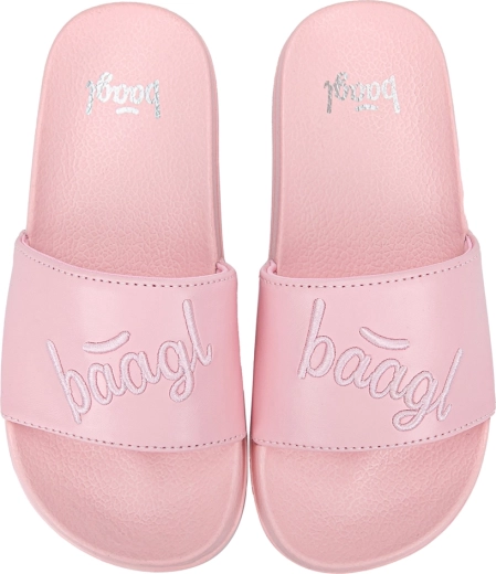 Lightweight slippers with a bold logo
