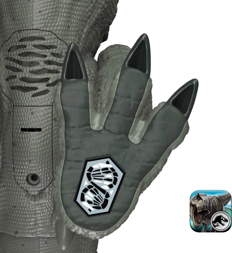 Detailed finish and claws like a real predator