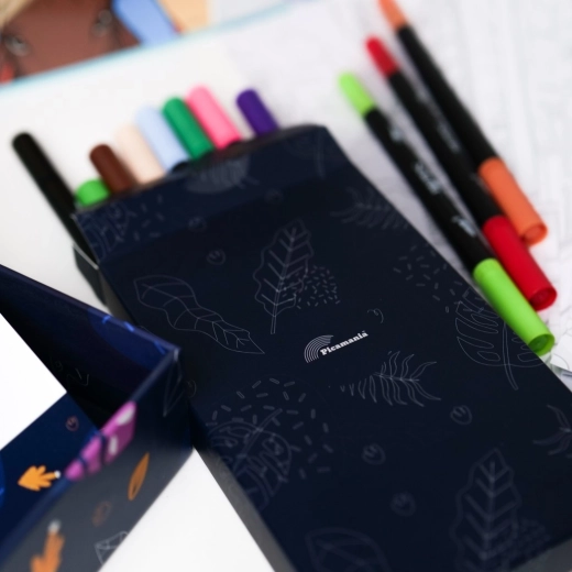 Double-ended markers for easy, colorful coloring