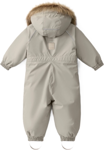 Protection from wind and moisture
