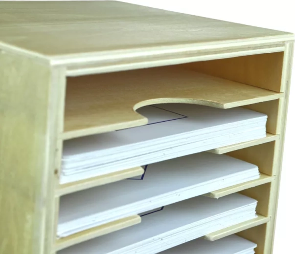 Easy removal thanks to cut-outs