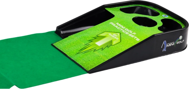 Тренировка на прецизност на миниголф рампа