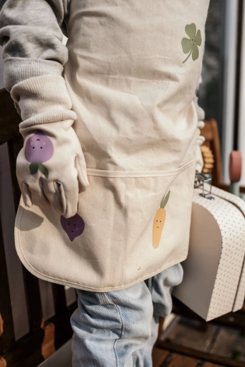 100% cotton apron to protect clothing