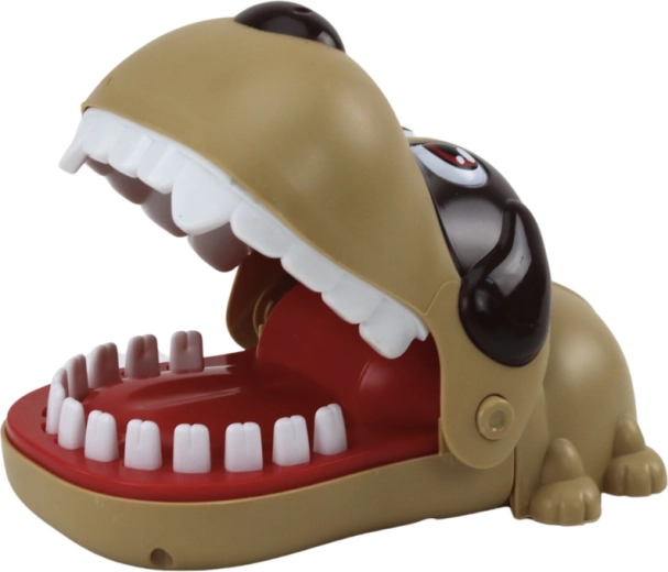 Напрегната механика на случаен зъб