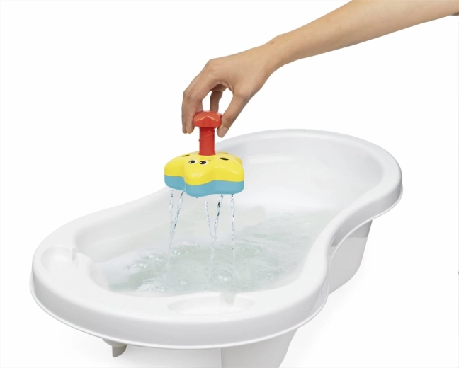 Coordination development during bath time