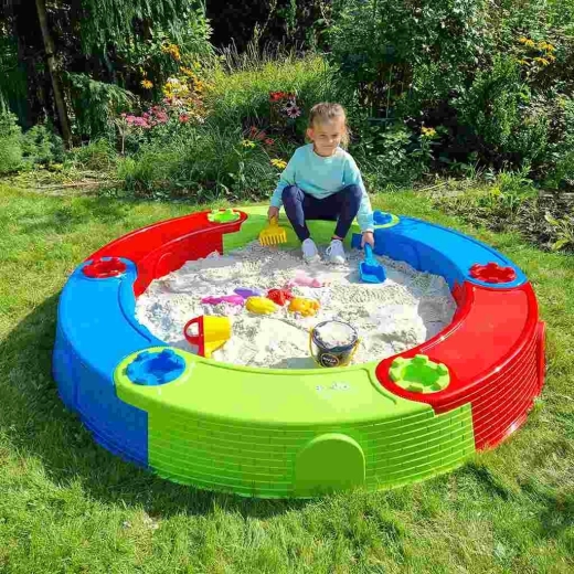 Multifunctional fun: sand, balls, and water