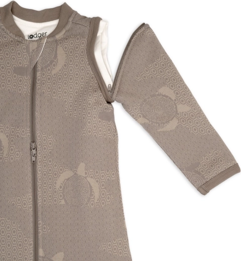 Removable sleeves for every season