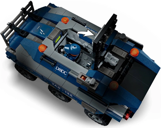 Opening cockpit and onboard cell