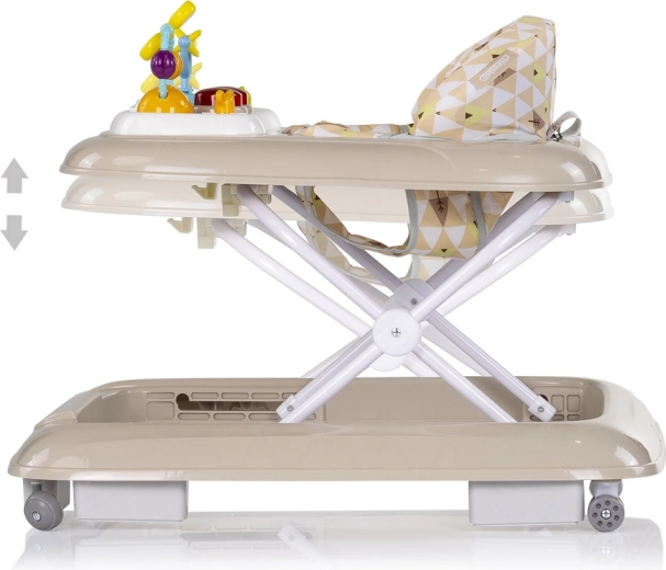 Удобна седалка и регулируема височина