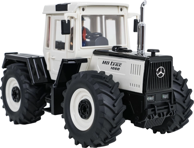 Four-wheel drive and remote control