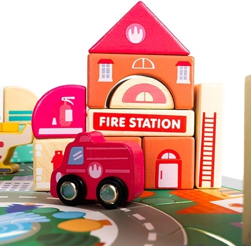 Vehicles and accessories for realistic play