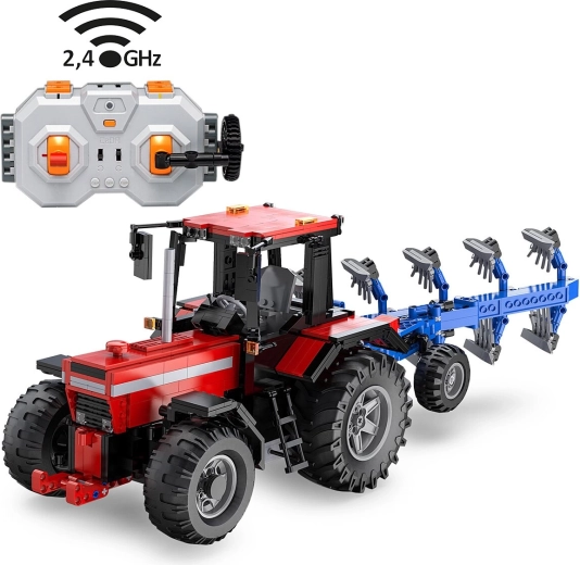 CaDA remote-controlled tractor building set with plow 1:17