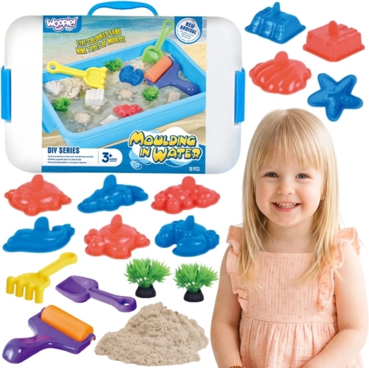 Woopie kinetic sand for water in a carry case, 18-piece set