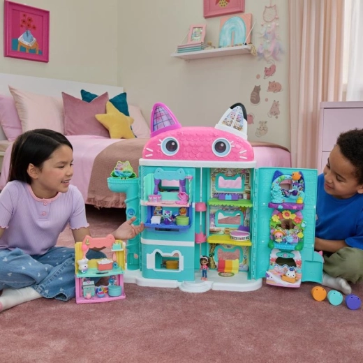 Богати аксесоари за креативна игра