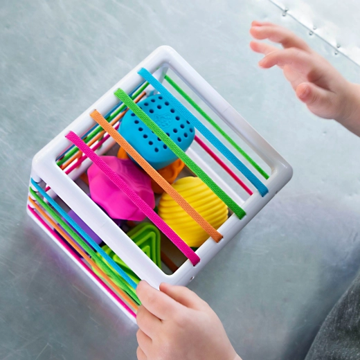 Развитие на фината моторика и сетивата