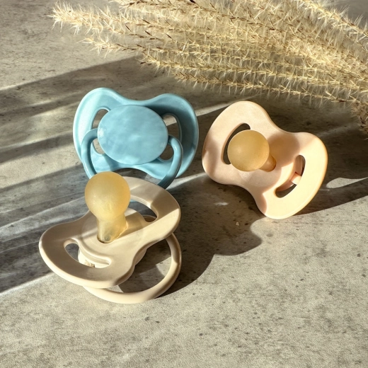 Practical ring for easy gripping and attaching