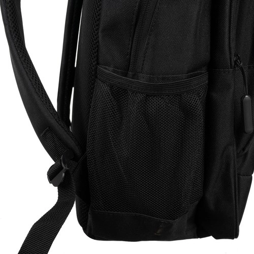 Side mesh pockets and reflective element