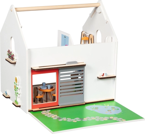 A dollhouse that travels with you