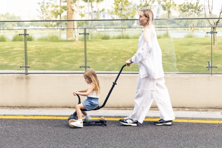 Parent handle and ride guidance