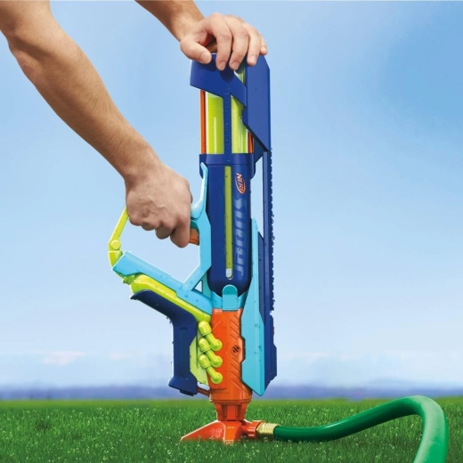 Fast refilling via a garden hose
