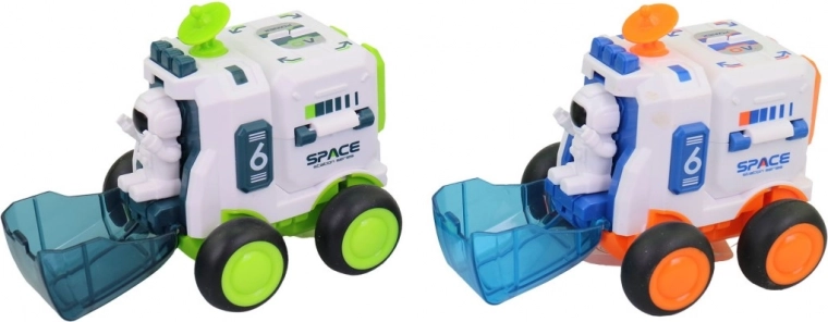 Removable astronaut