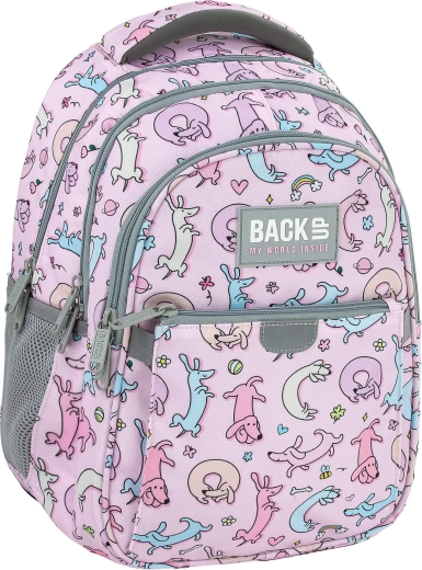 Well-thought-out layout and plenty of pockets