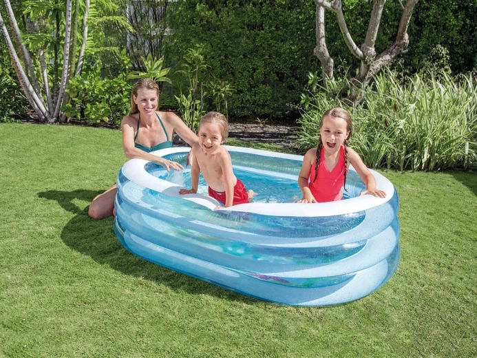 Ideal for summer fun in the garden