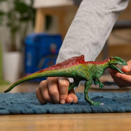 Encourages imagination and adventurous play
