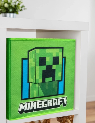 Minecraft storage box in the shape of a grass block