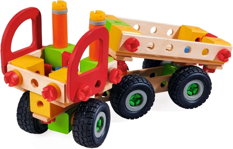 Four models in one construction set